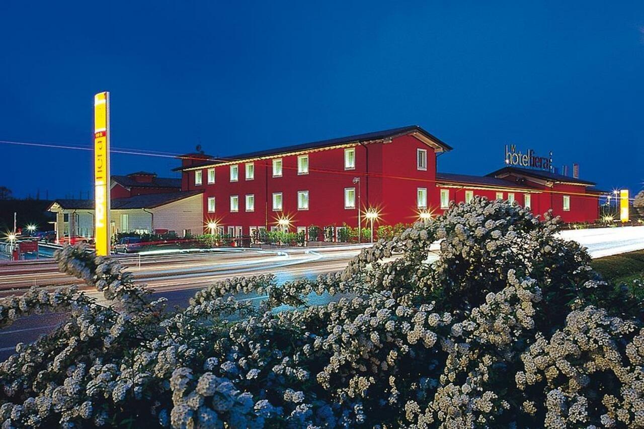 Hotel Fiera Di Брешия Экстерьер фото
