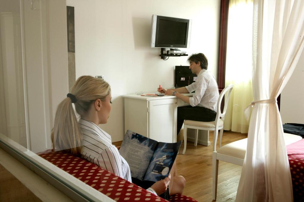 Hotel Fiera Di Брешия Экстерьер фото